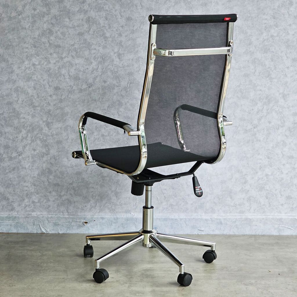 ghe-luoi-van-phong-chan-xoay-3