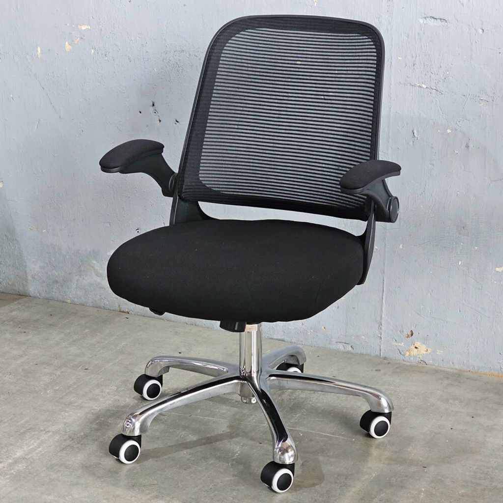 ghe-xoay-van-phong-lung-luoi-tay-gap-10