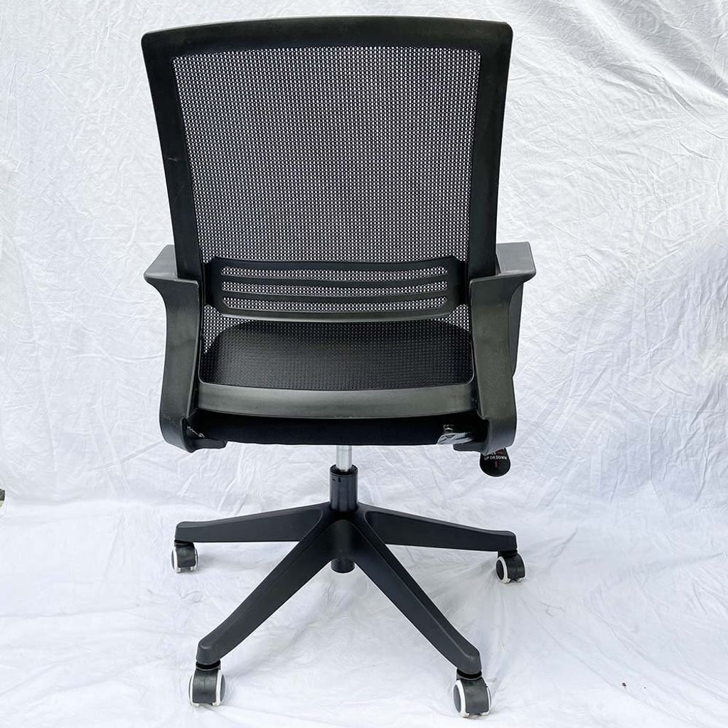 jc98-ghe-van-phong-chan-xoay-07