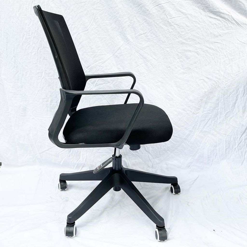 jc98-ghe-van-phong-chan-xoay-04