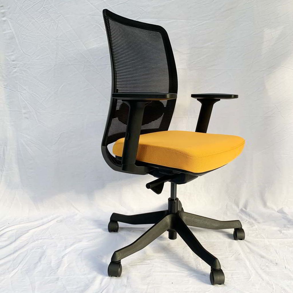 ghe-van-phong-cahn-xoay-ANTO2a