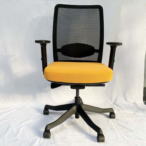 ghe-van-phong-cahn-xoay-ANTO2b