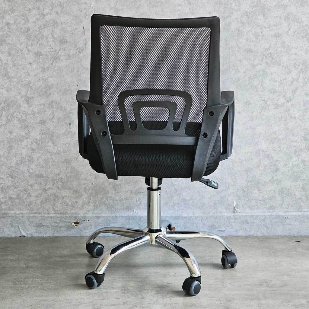 ghe-xoay-van-phong-cho-nhan-vien-11