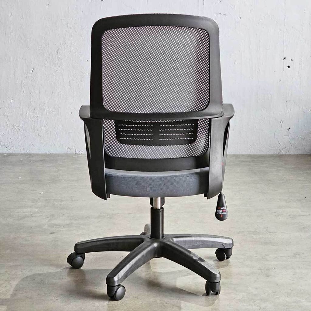 ghe-xoay-van-phong-lung-luoi-boc-nem-vai-4