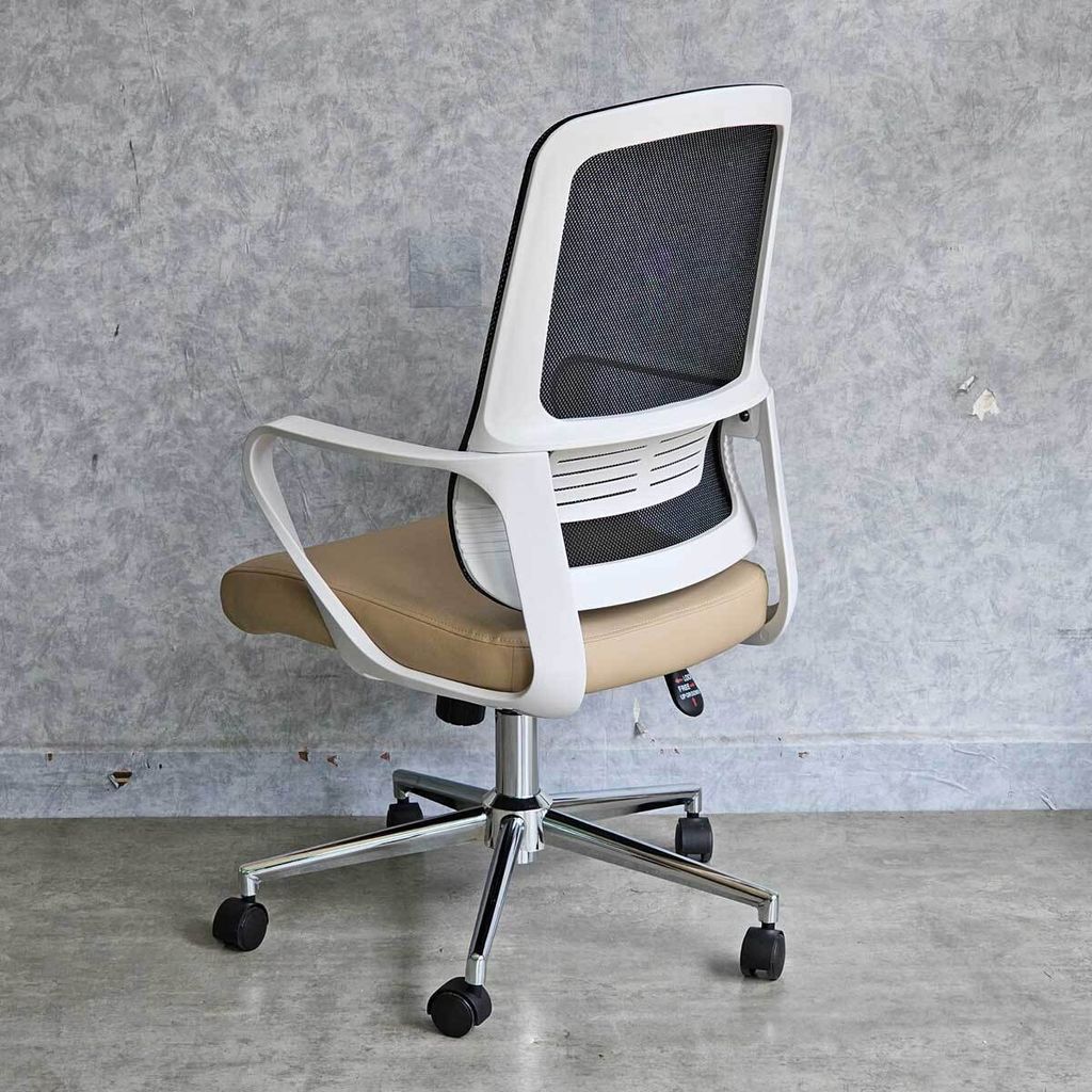 ghe-xoay-lung-luoi-boc-nem-7