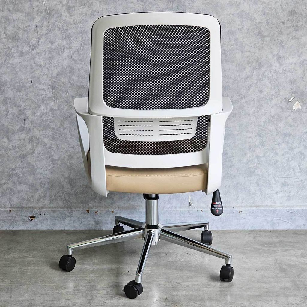 ghe-xoay-lung-luoi-boc-nem-5