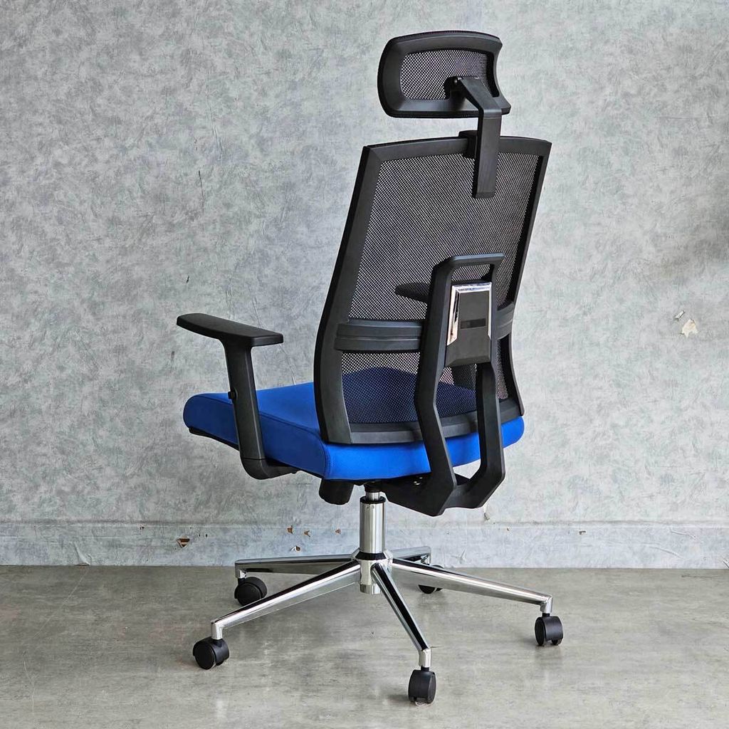 ghe-xoay-van-phong-co-tua-dau-8_xpcc-0i