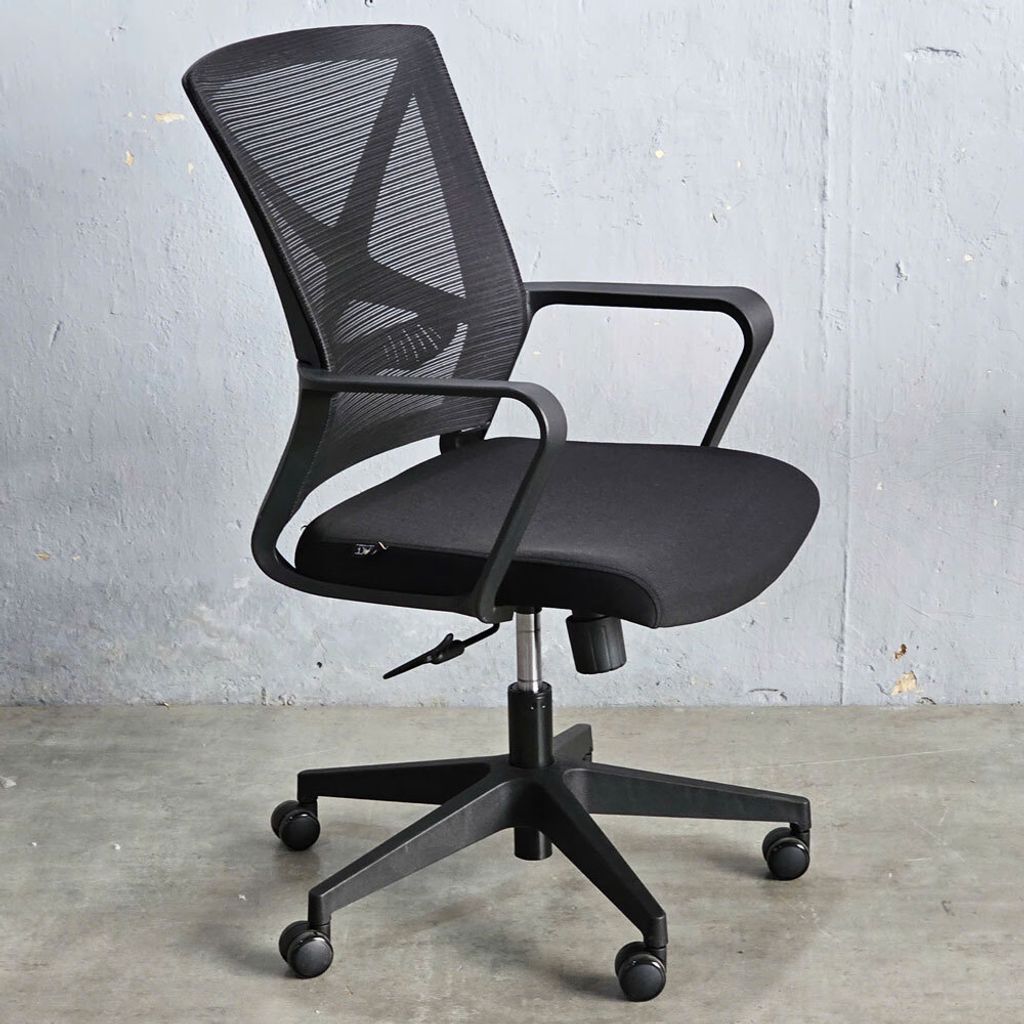 ghe-xoay-van-phong-nhan-vien-lung-luoi-2