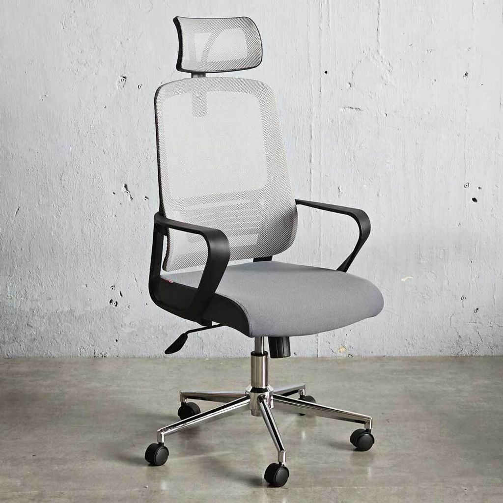 ghe-xoay-van-phong-co-tua-dau-2