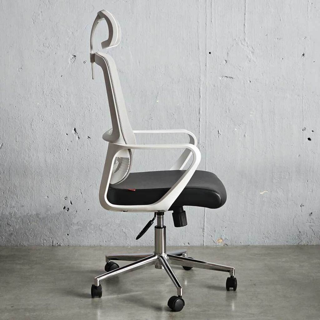 ghe-xoay-lung-luoi-van-phong-co-tua-dau-7