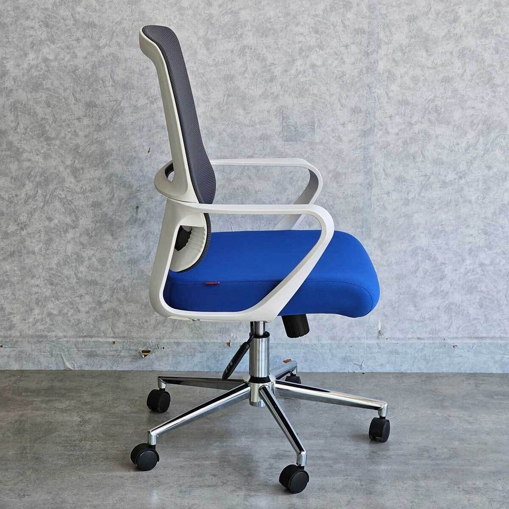 ghe-xoay-van-phong-gia-re-9