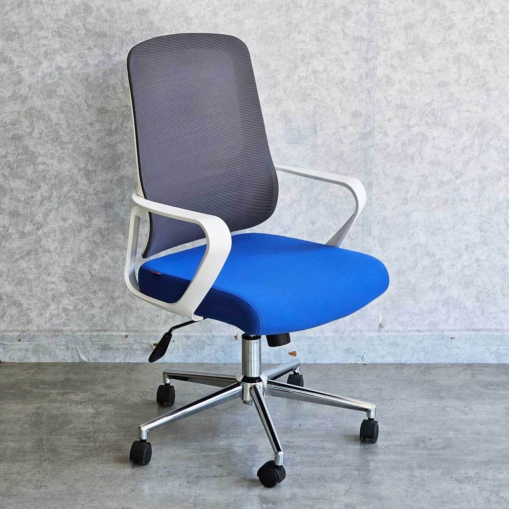 ghe-xoay-van-phong-gia-re-1_heay-0f