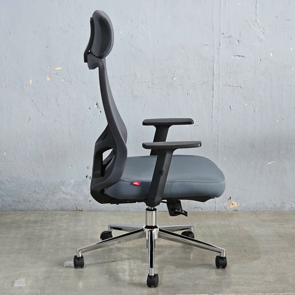 ghe-xoay-van-phong-ama-7