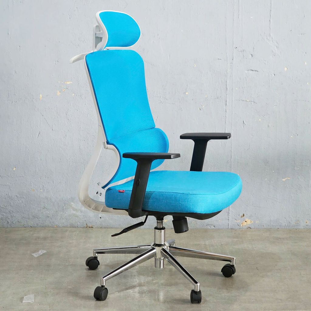 ghe-xoay-van-phong-lung-tua-mau-xanh-2