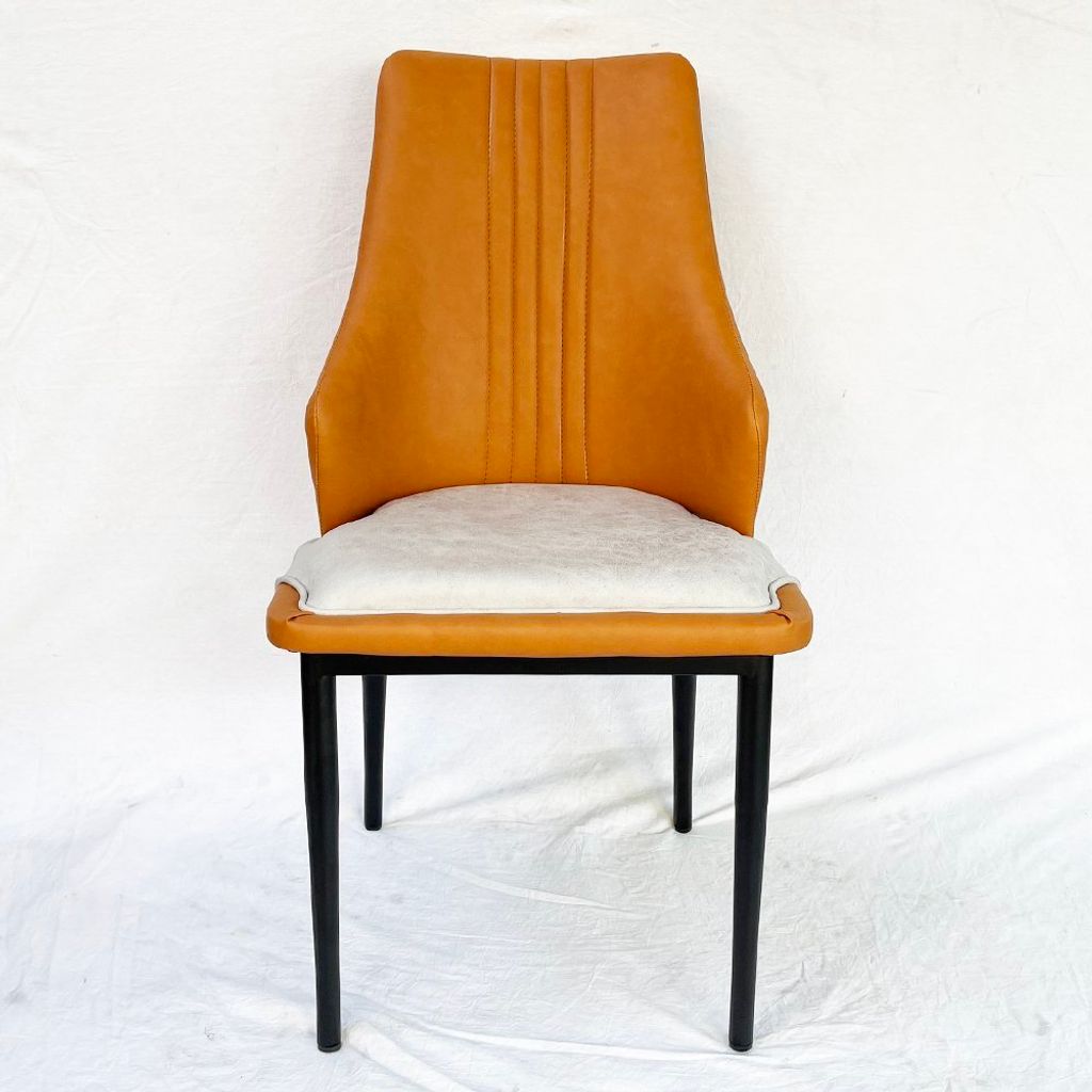 bo-ban-ghe-en-4-nguoi-CBBA093-05