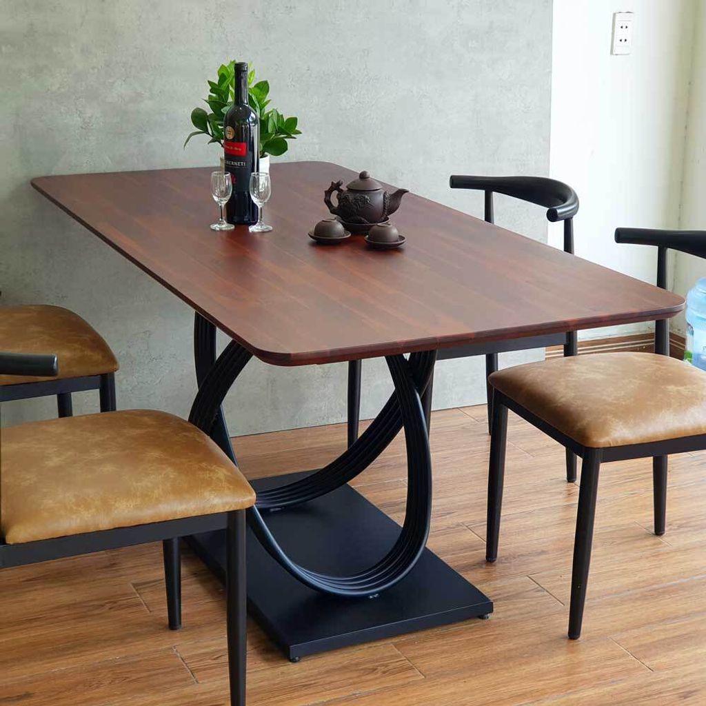 bo-ban-an-4-ghe-ngoi-7