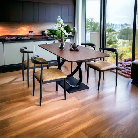 bo-ban-an-4-ghe-ngoi-3