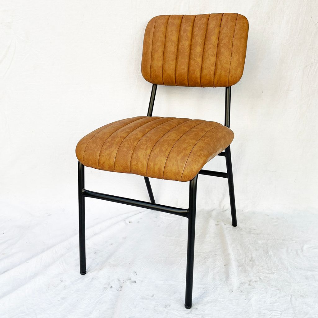 ghe-nem-da-nau-chan-sat-01