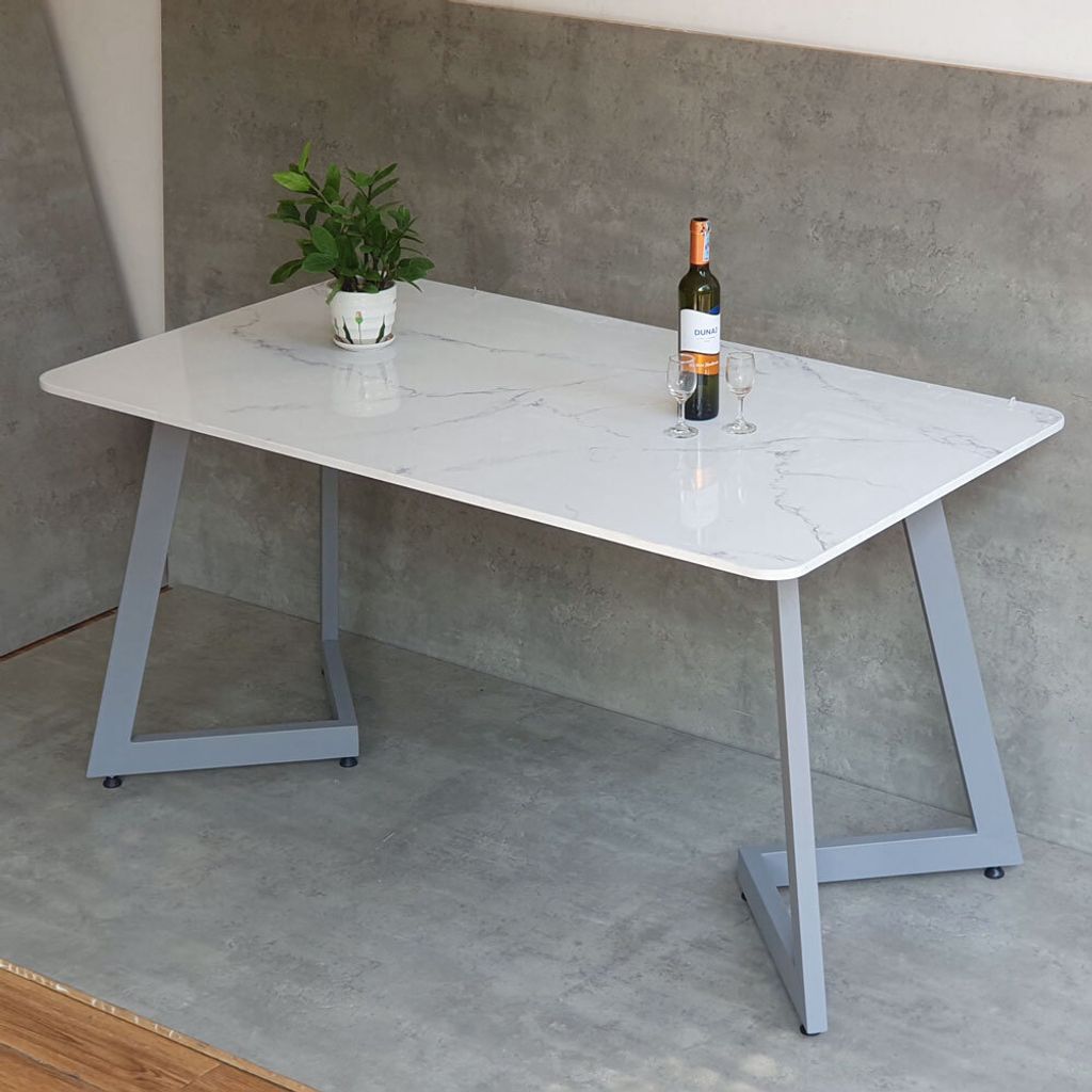 ban-an-mat-da-chan-sat-cao-cap-4