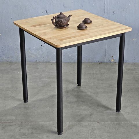 ban-an-chu-nhat-chan-sat-9