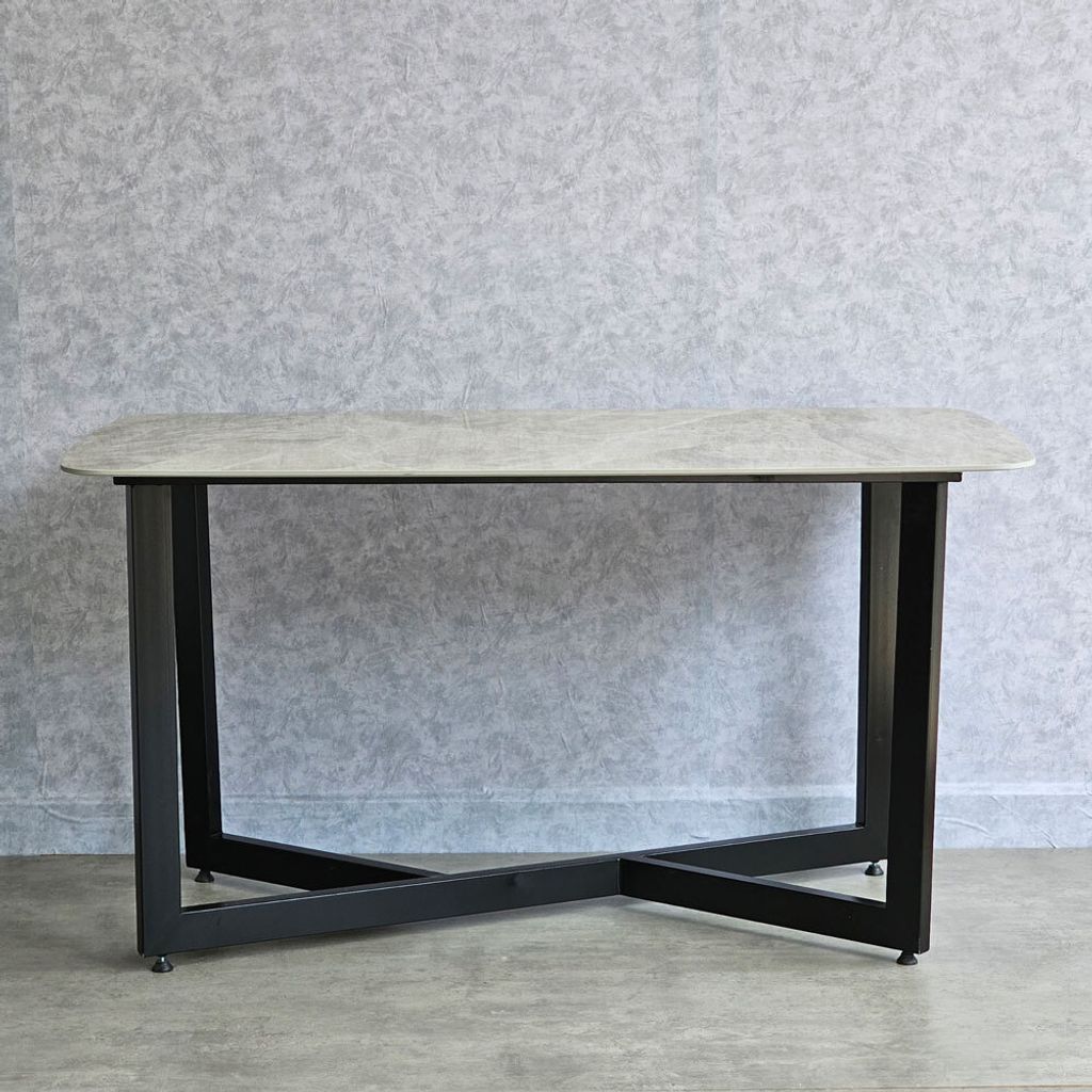 ban-an-mat-da-cao-cap-chan-sat-7