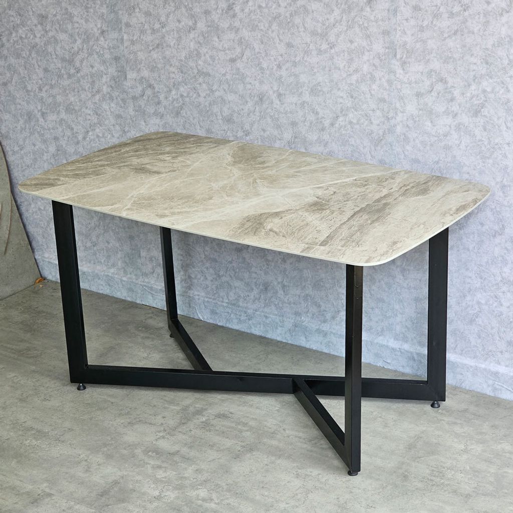 ban-an-mat-da-cao-cap-chan-sat-6