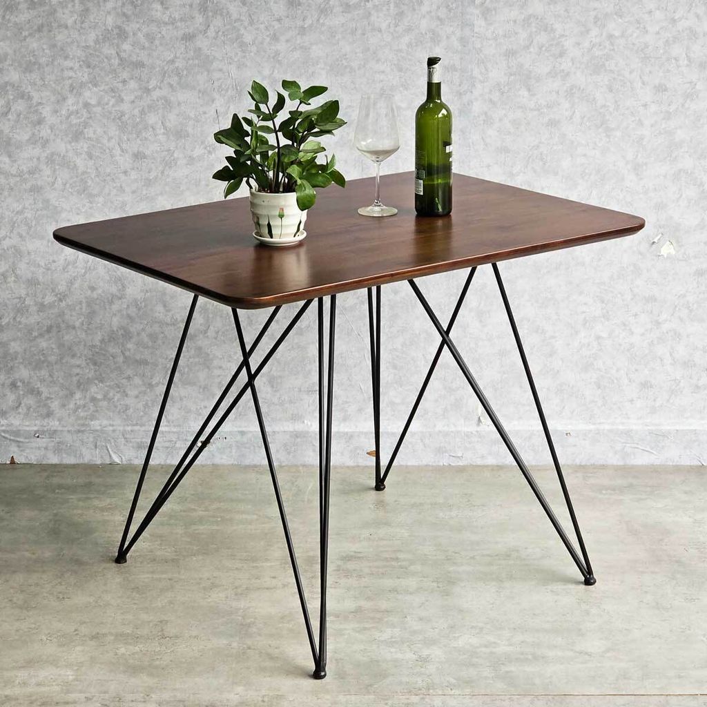 ban-an-chu-nhat-go-tram-chan-sat-2