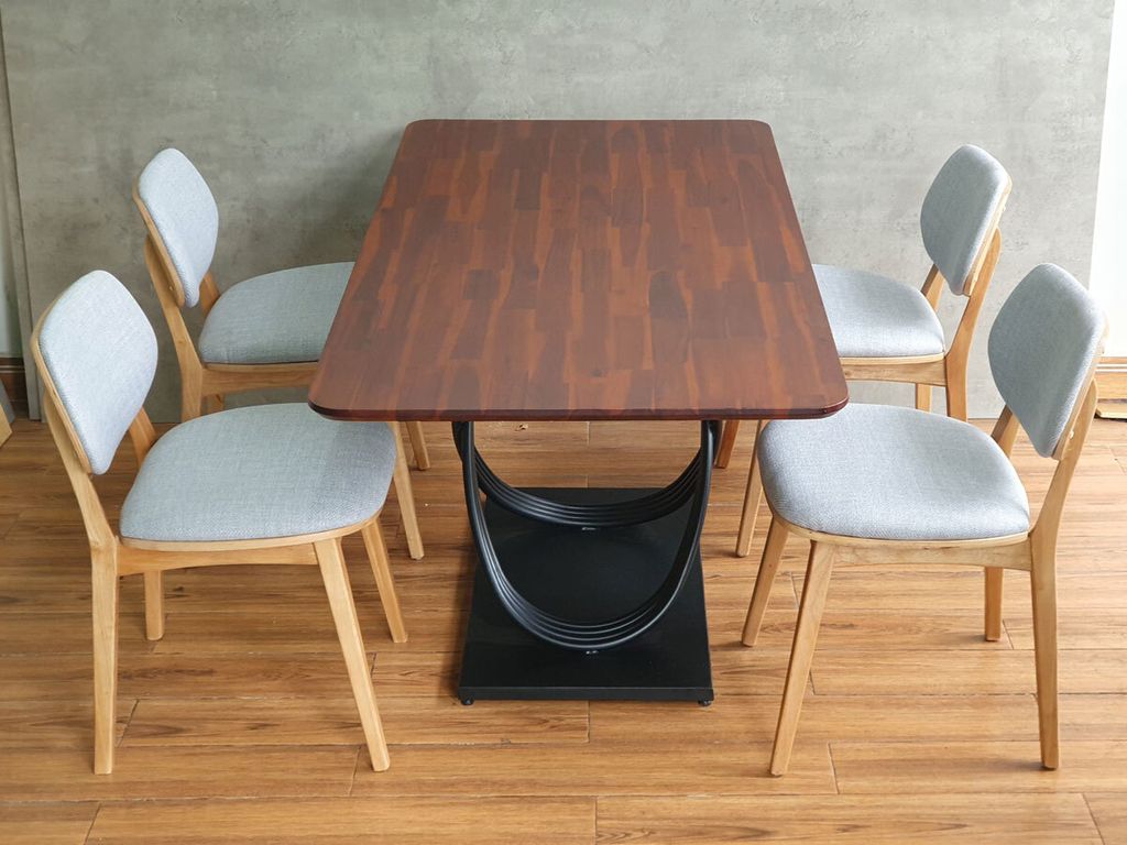 bo-ban-ghe-an-4-ghe-ngoi-2