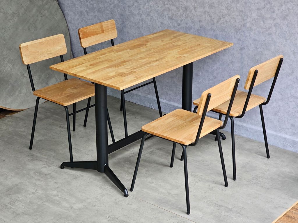 bo-ban-ghe-nha-hang-quan-an-go-cao-su-6