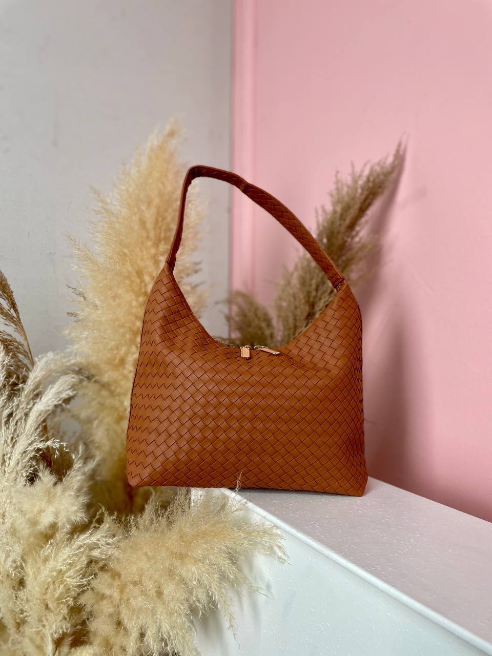 photo_6057800618392358173_y