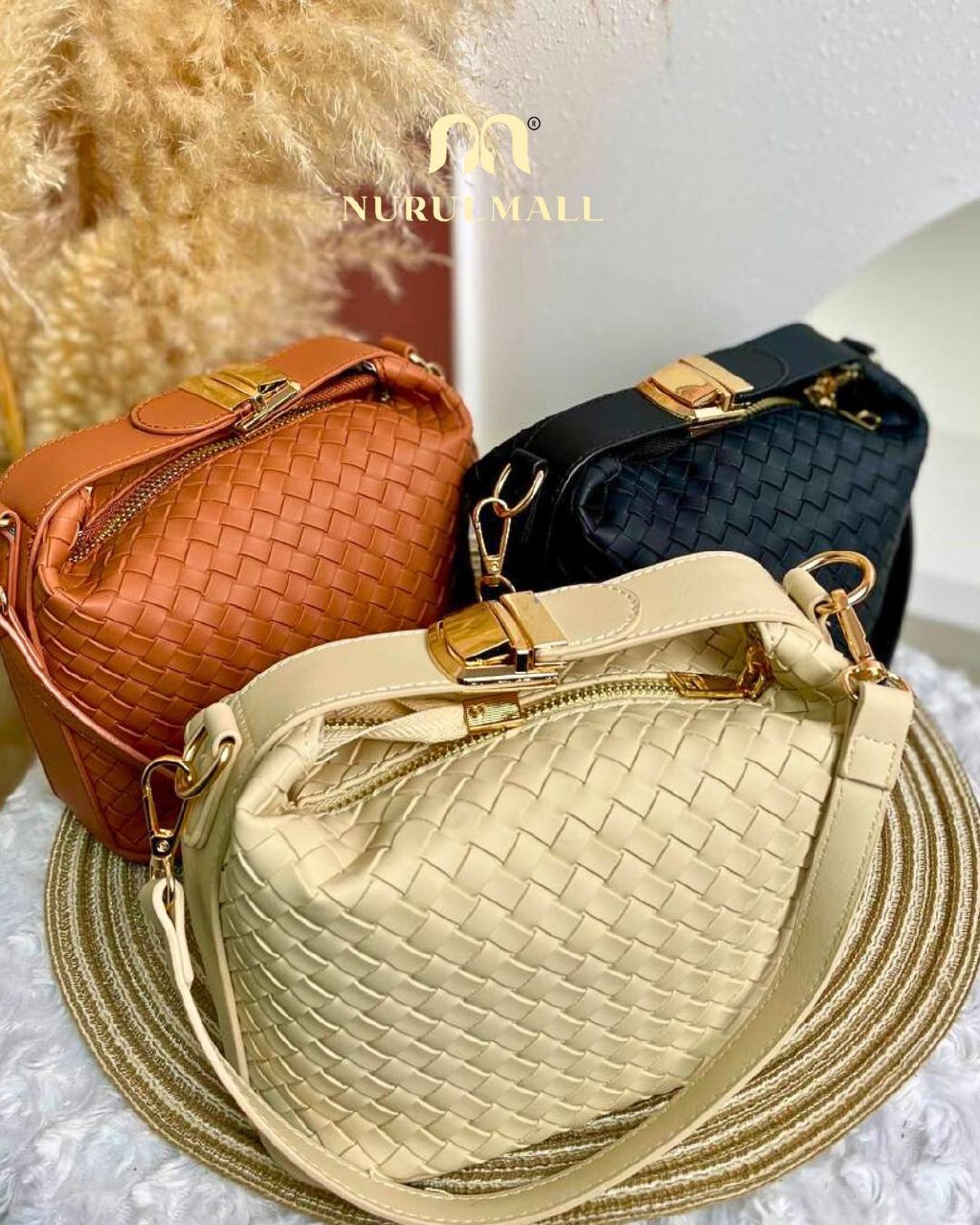 photo_6066535727173929759_y