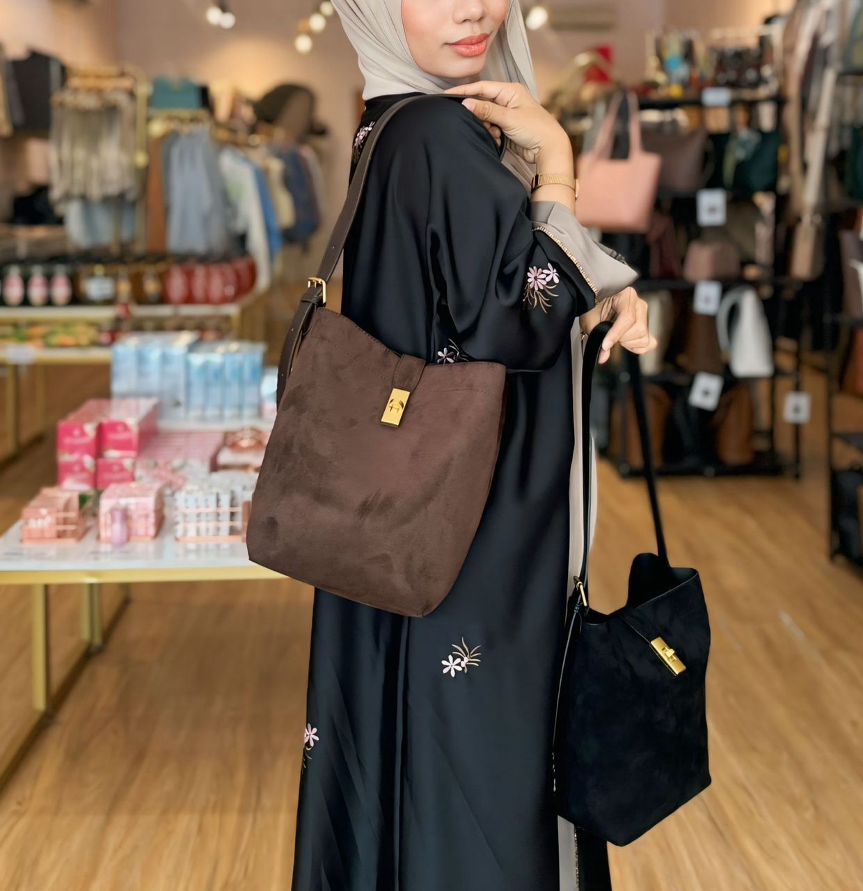 WhatsApp Image 2025-11-11 at 08.37.48