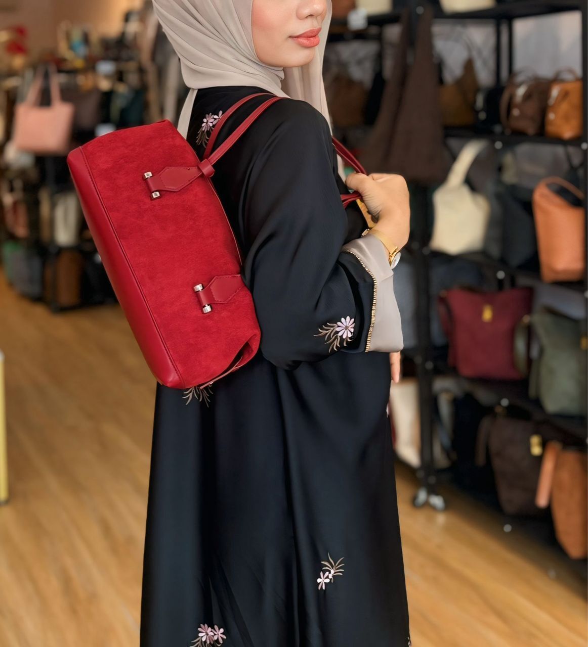 WhatsApp Image 2025-11-11 at 08.37.51