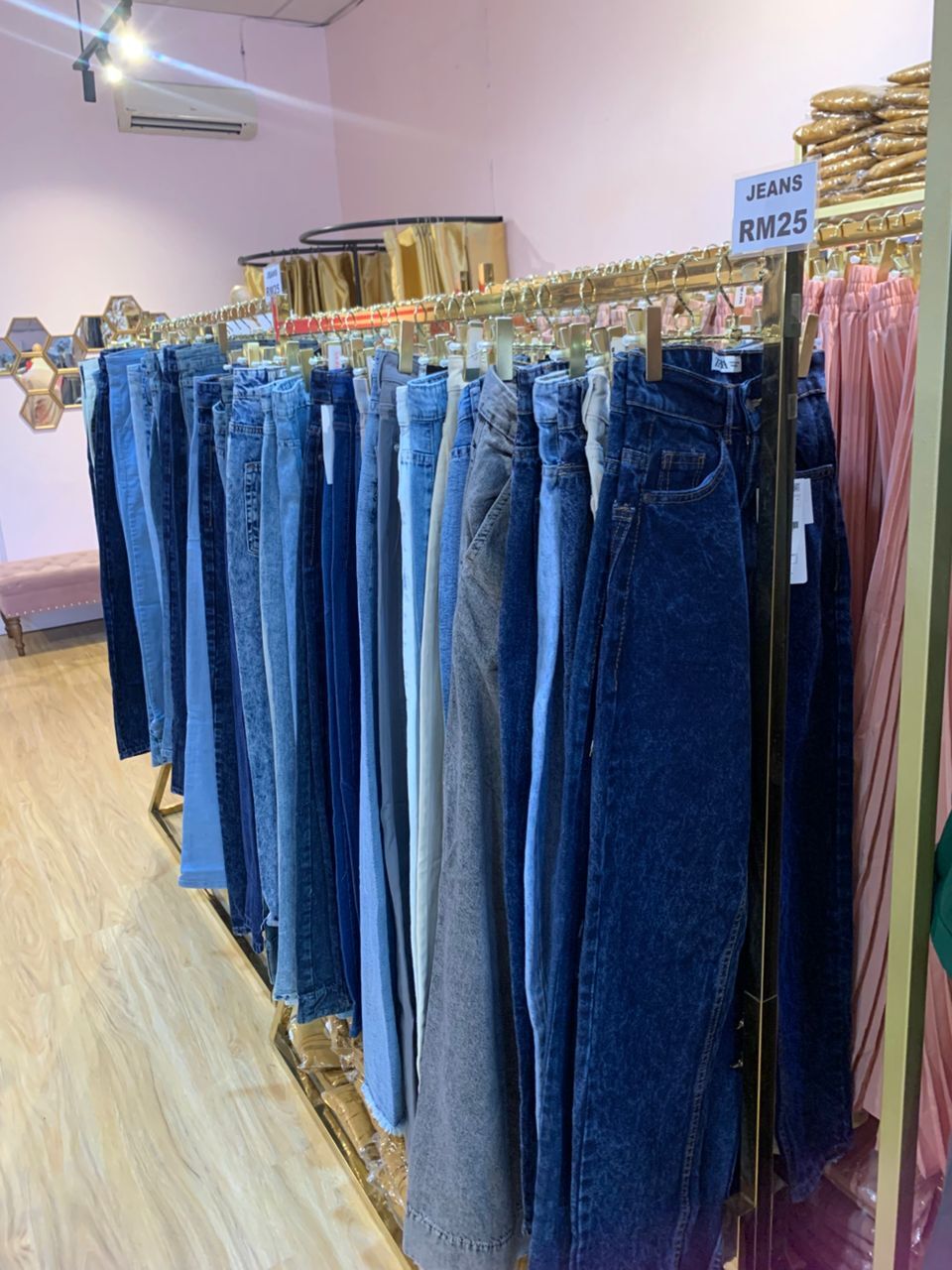 WhatsApp Image 2025-11-14 at 09.37.56