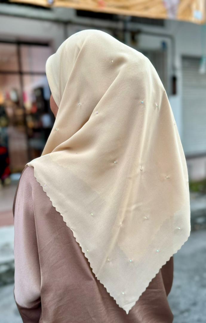 WhatsApp Image 2025-11-15 at 18.17.46 (1)