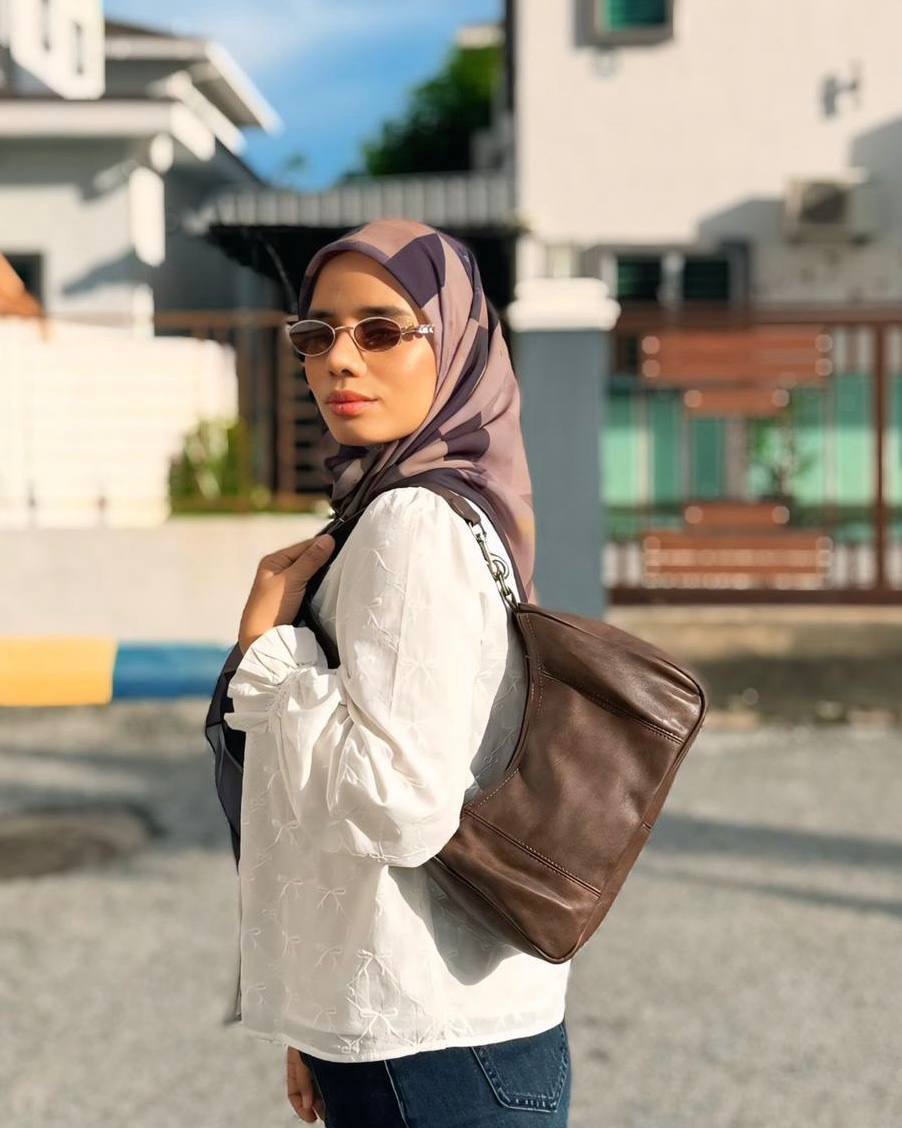 photo_6125231016529038367_y