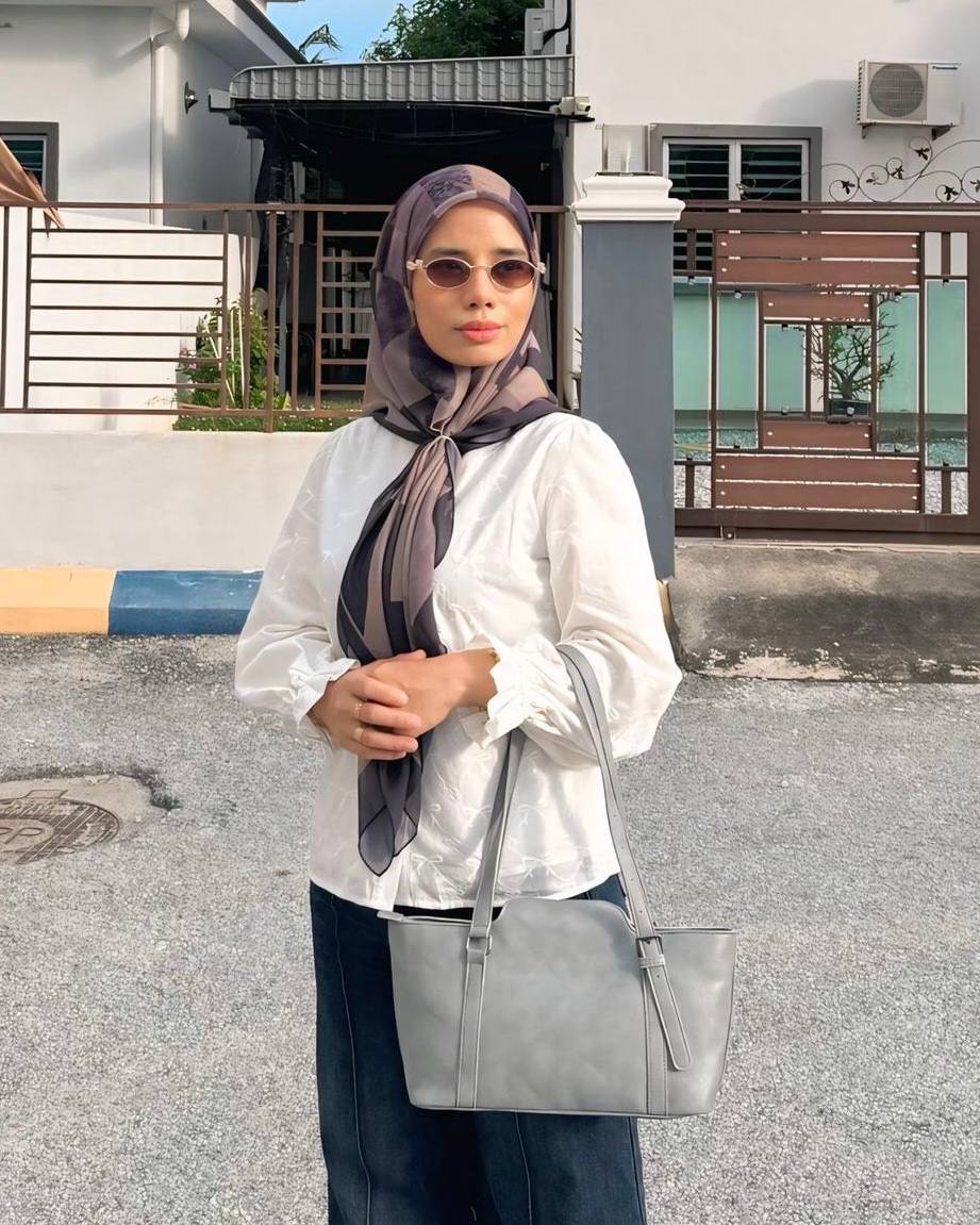 photo_6125231016529038360_y