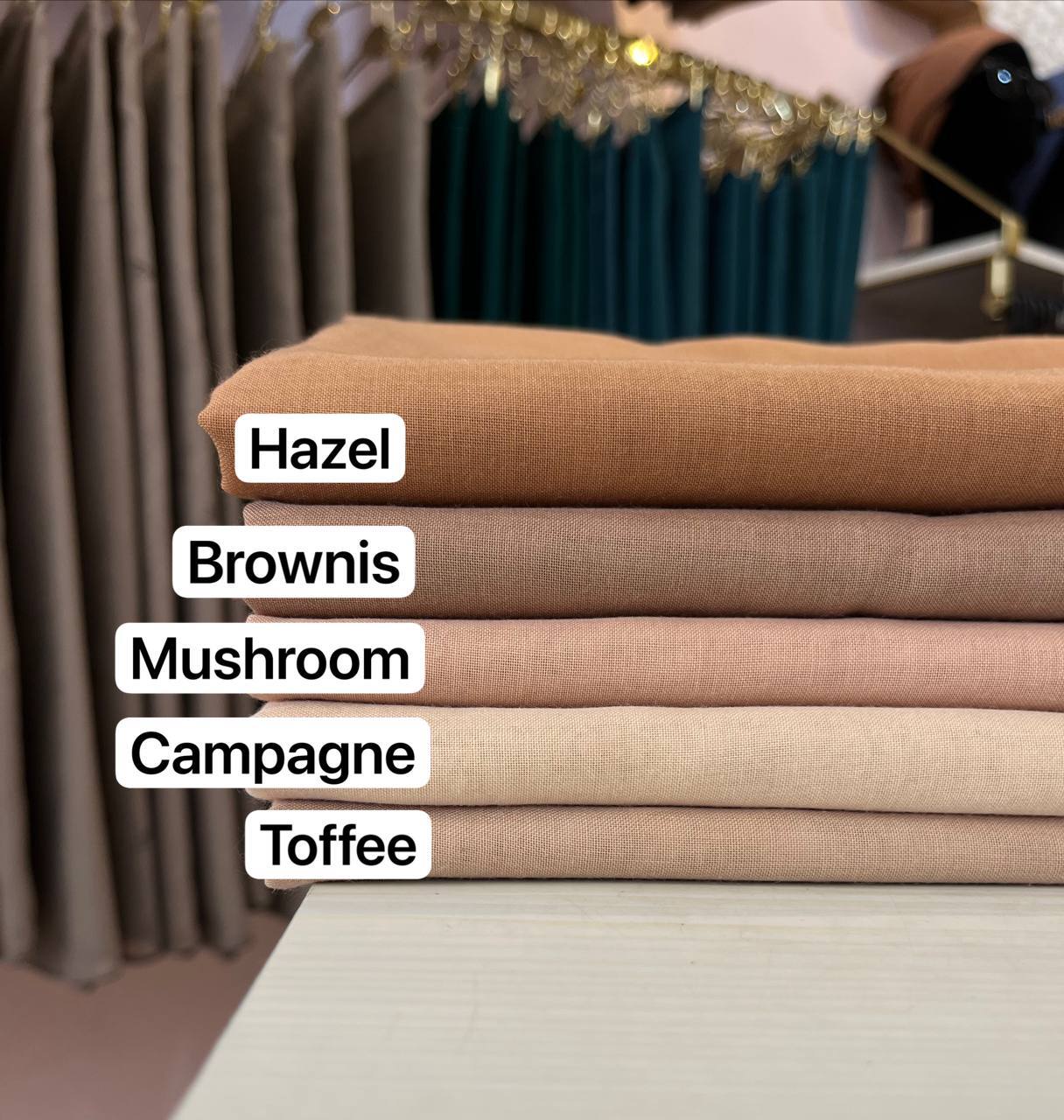 photo_6124913889028803599_y