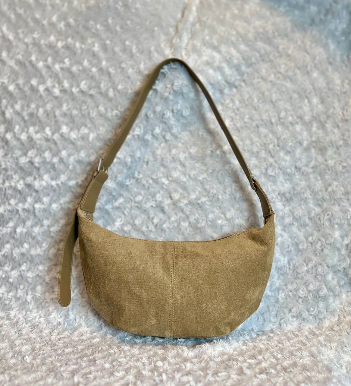 photo_6125447641794546595_y