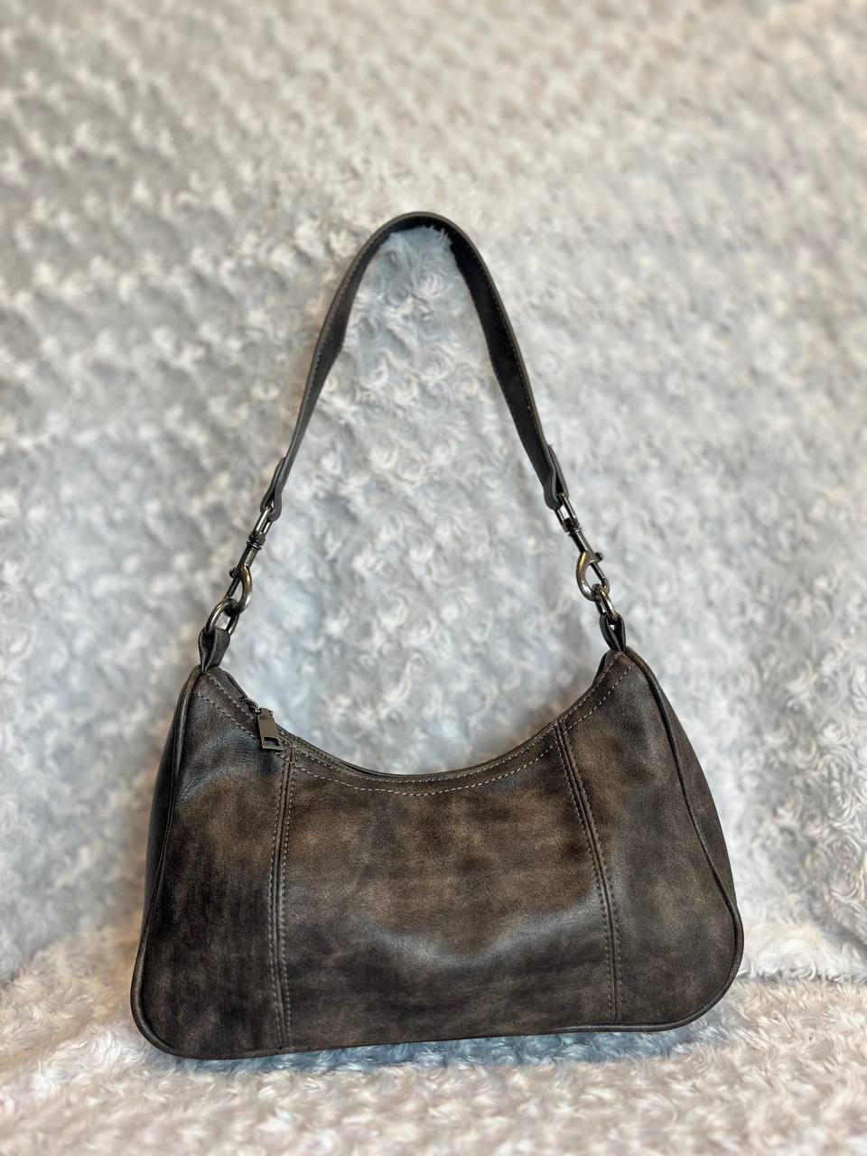 photo_6125447641794546648_y