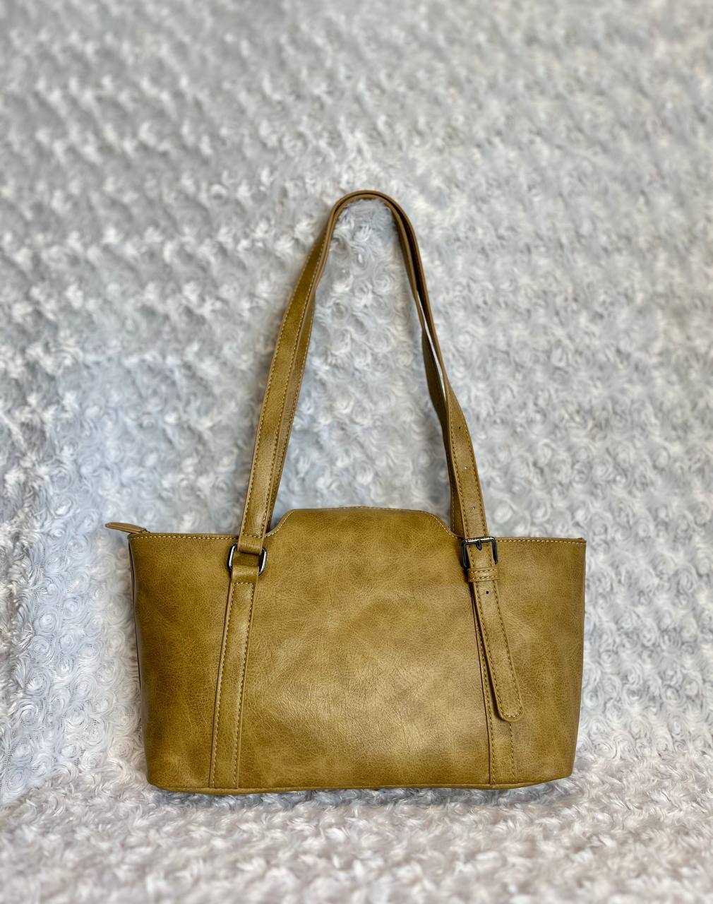 photo_6125447641794546615_y