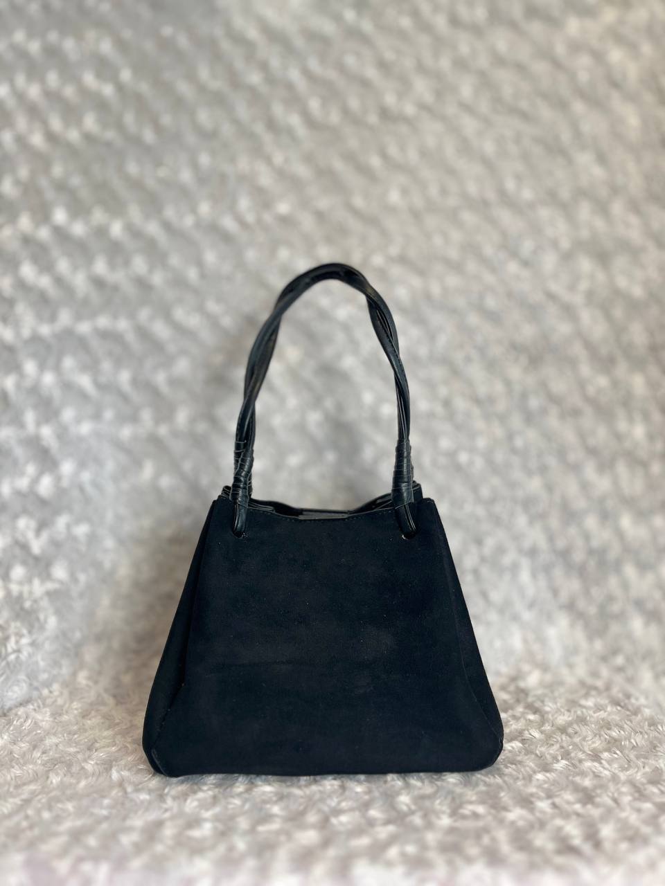 photo_6125447641794546636_y