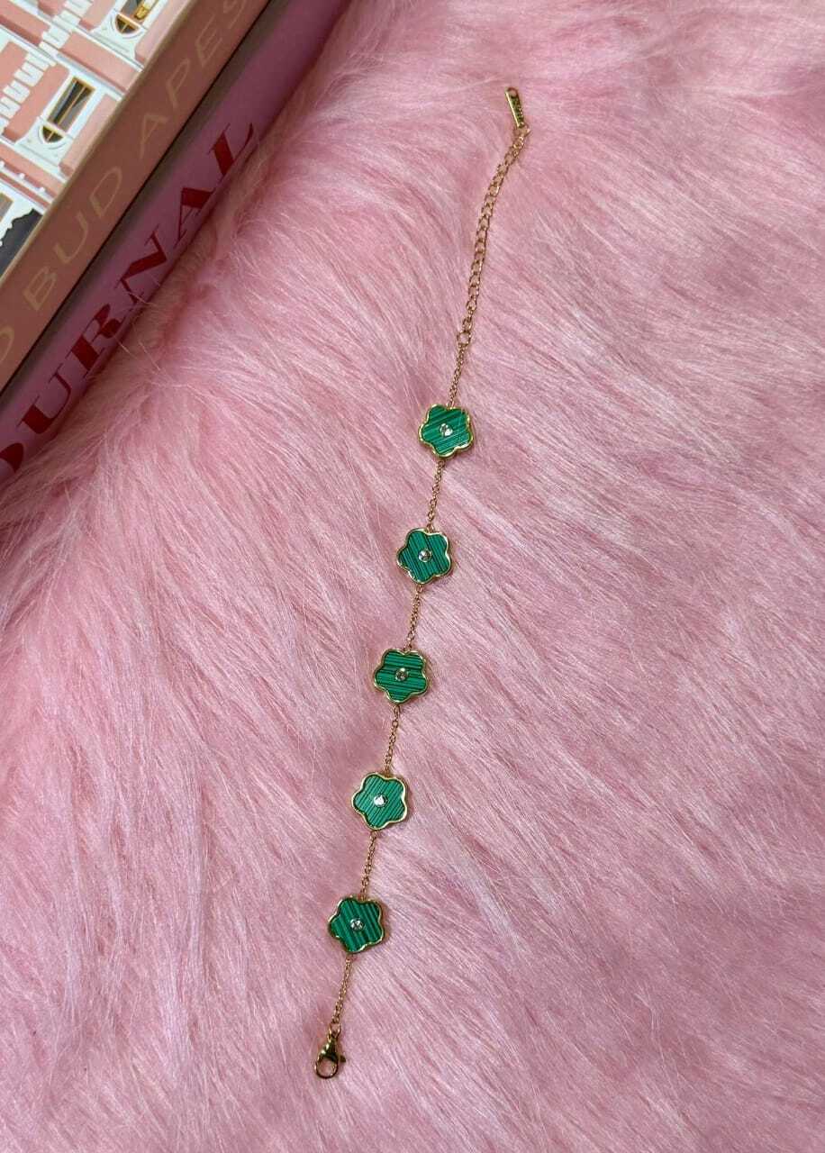 WhatsApp Image 2025-12-13 at 10.06.28