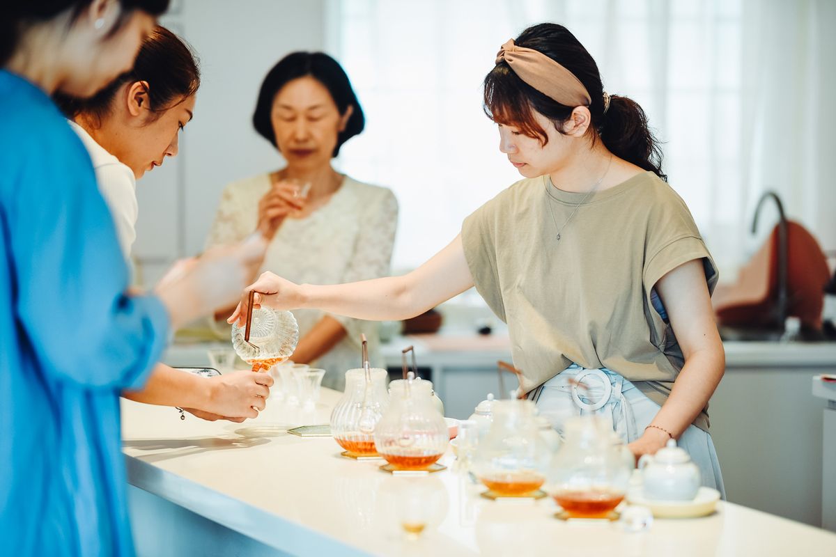 林廷瑀藝術家製茶法 打造「女兒不懂茶」紅烏龍品牌搶市