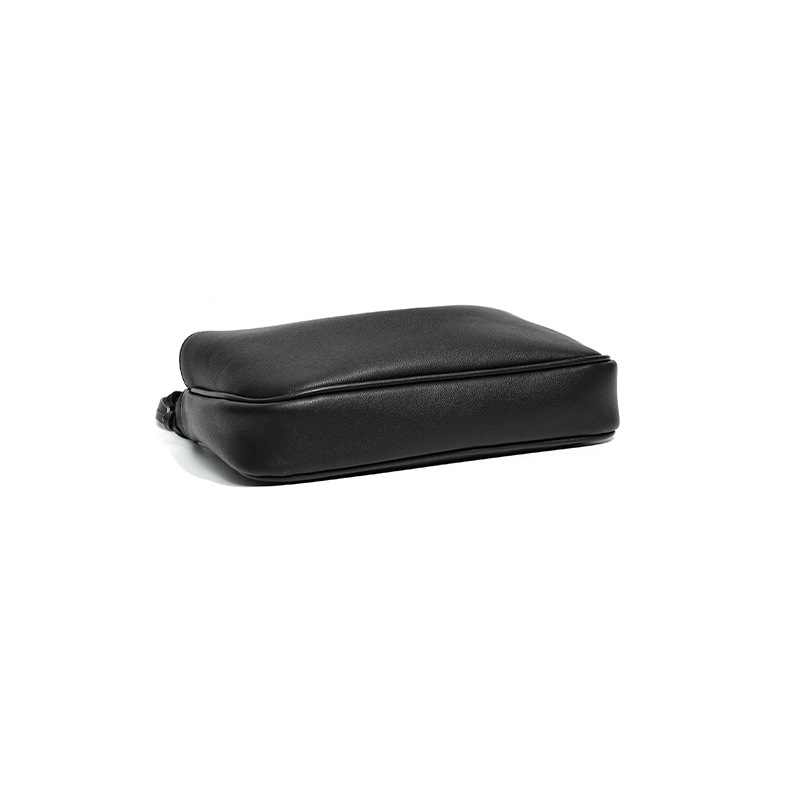 Rodeo Leather Baguette Bag – Bottom View