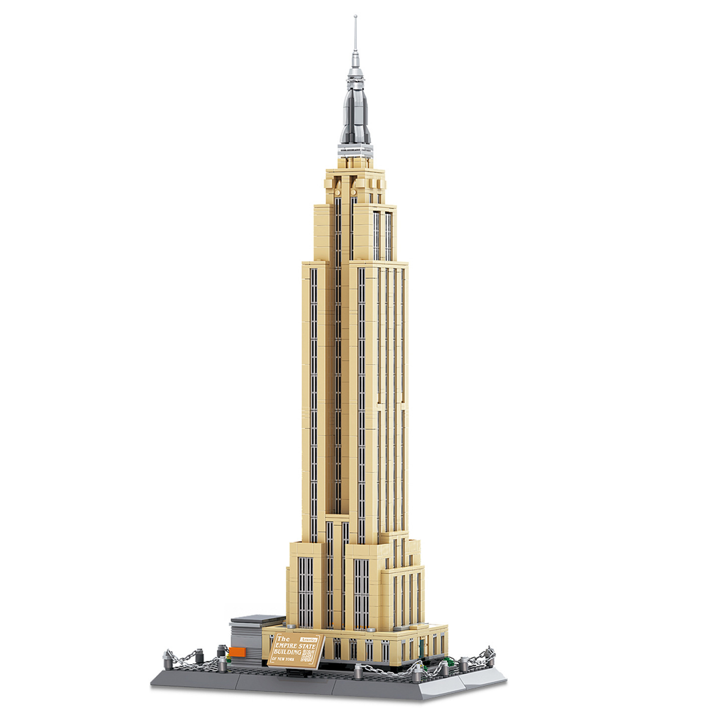 Empire State Building building blocks model with tall Art Deco skyscraper design, showing precise structure, vertical lines, and detailed base, ideal for display, collection, and architecture enthusiasts