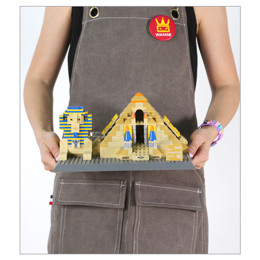 Great Pyramids of Giza building blocks model with pyramid structures and Sphinx figure on base, highlighting size, proportions, and display presence