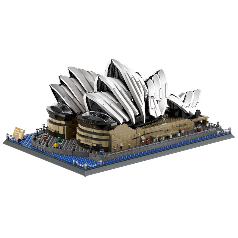 WANGE Sydney Opera House building blocks set showing layered shell structure and detailed base, ideal for display and collection