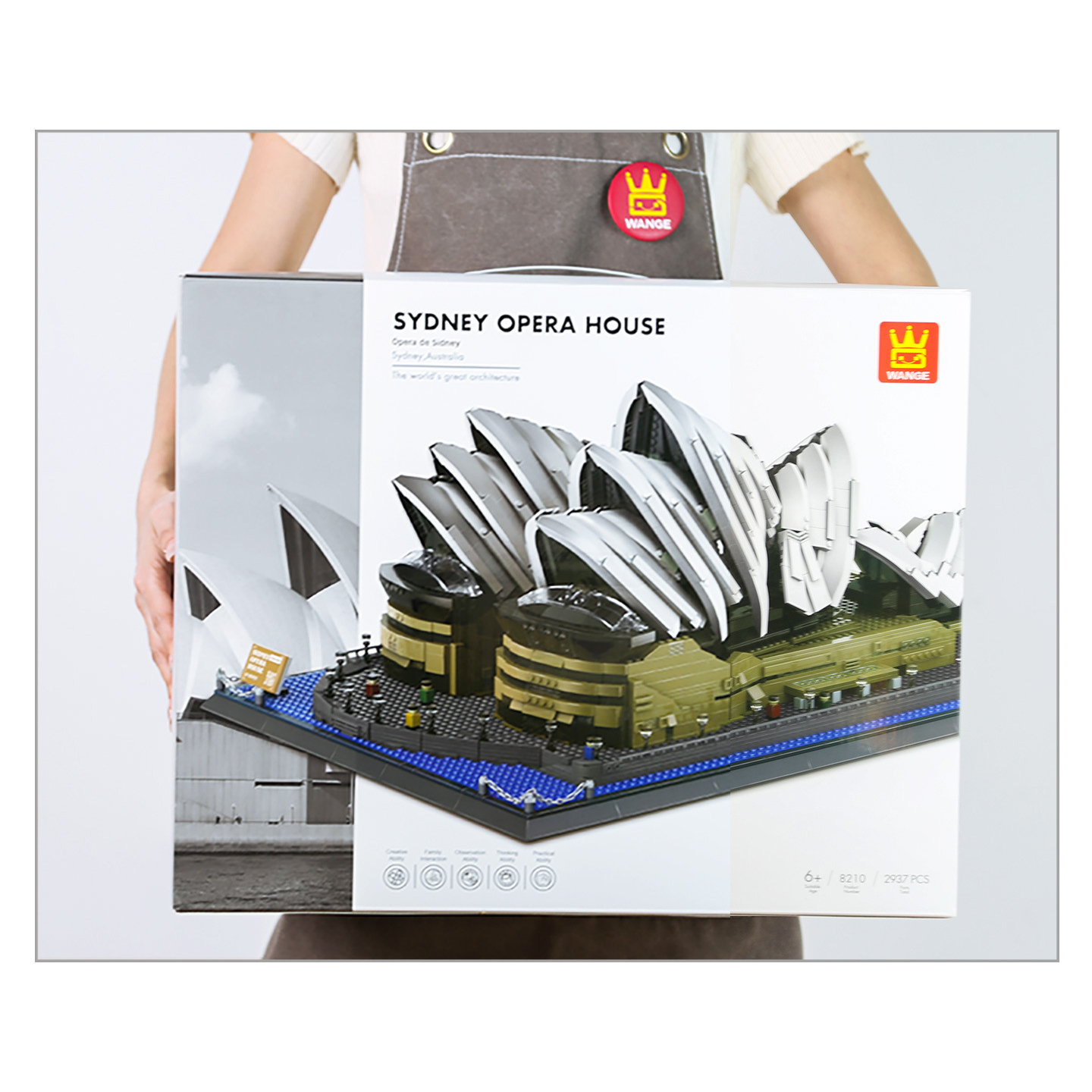 Sydney Opera House building blocks box with model image and 2937 pieces set, ideal for collection and gifting