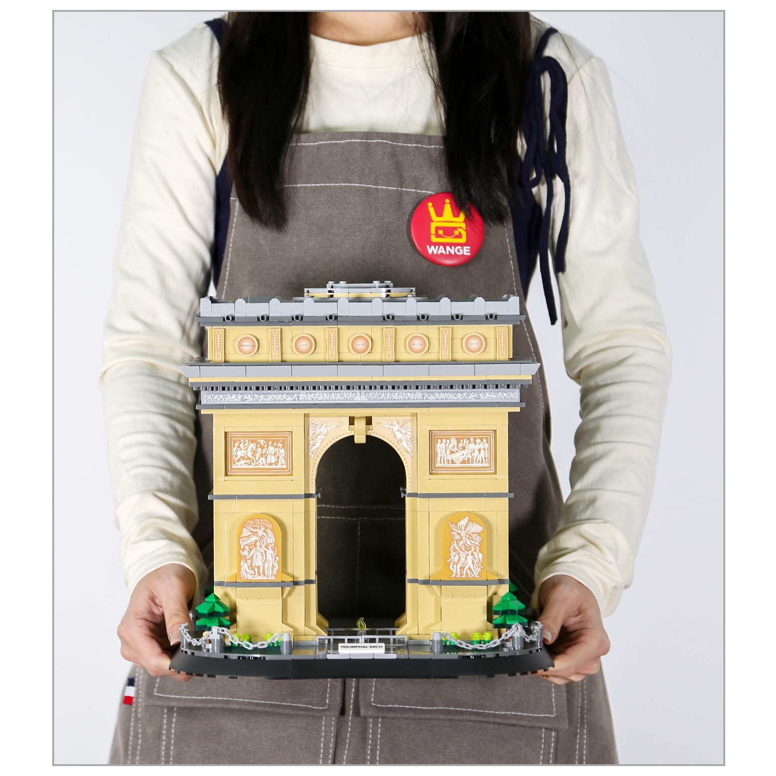 Arc de Triomphe building blocks model displayed on base, highlighting detailed façade, arch structure, and compact display size